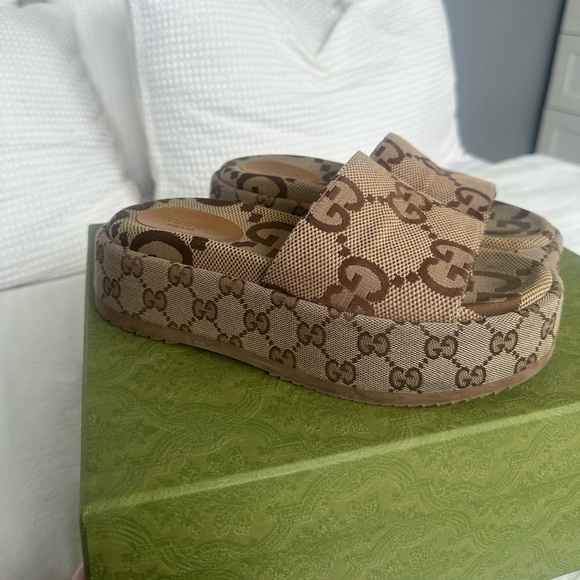 GUCCI WOMEN'S PLATFORM SLIDE SANDAL - Picture 1 of 5